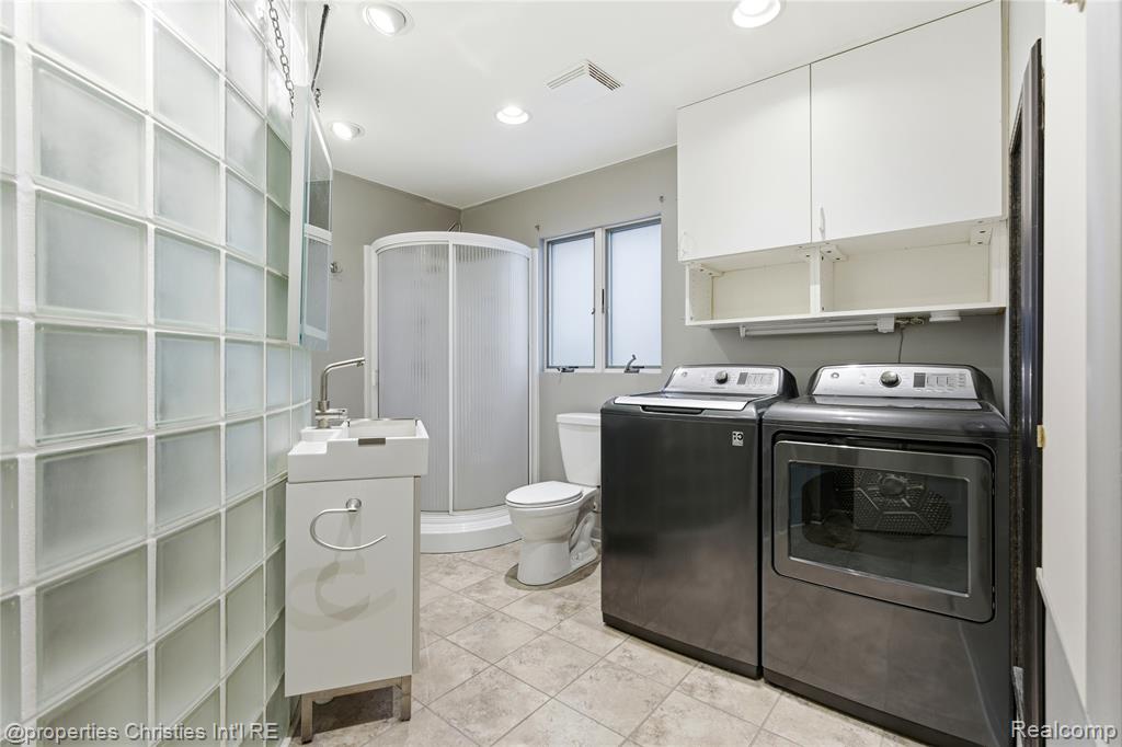 466 Touraine Road, Grosse Pointe Farms, MI 48236 — Photo 20