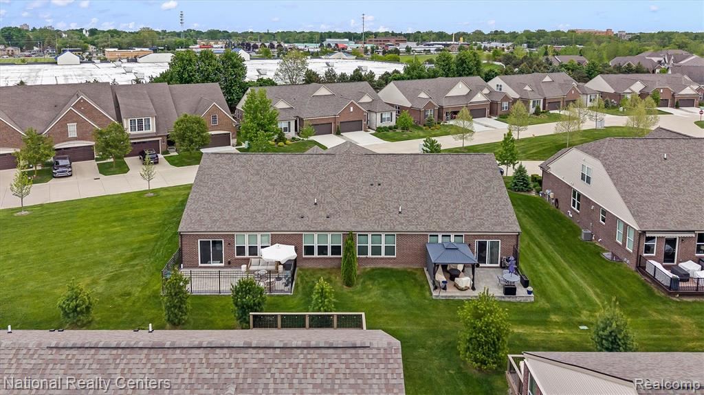 40605 Aster Court, Clinton Twp, MI 48036 — Photo 33
