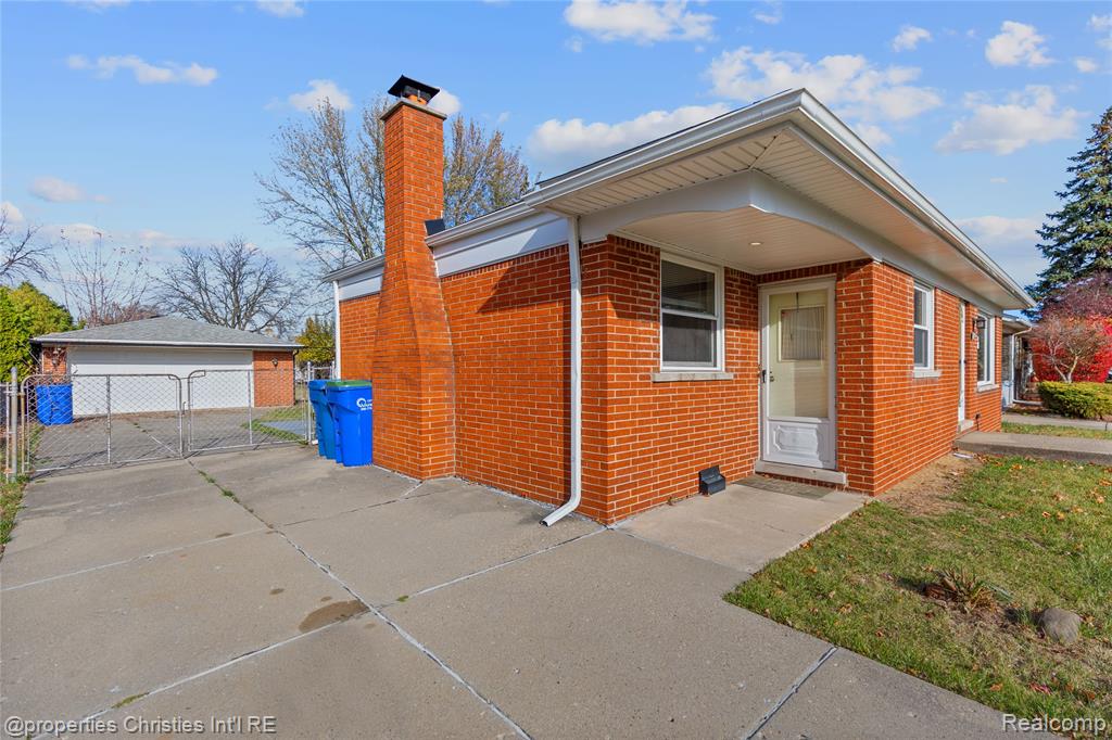 12253 Marla Drive, Warren, MI 48088 — Photo 2