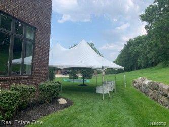 611 Wellington Circle, Rochester Hills, MI 48309 — Photo 17