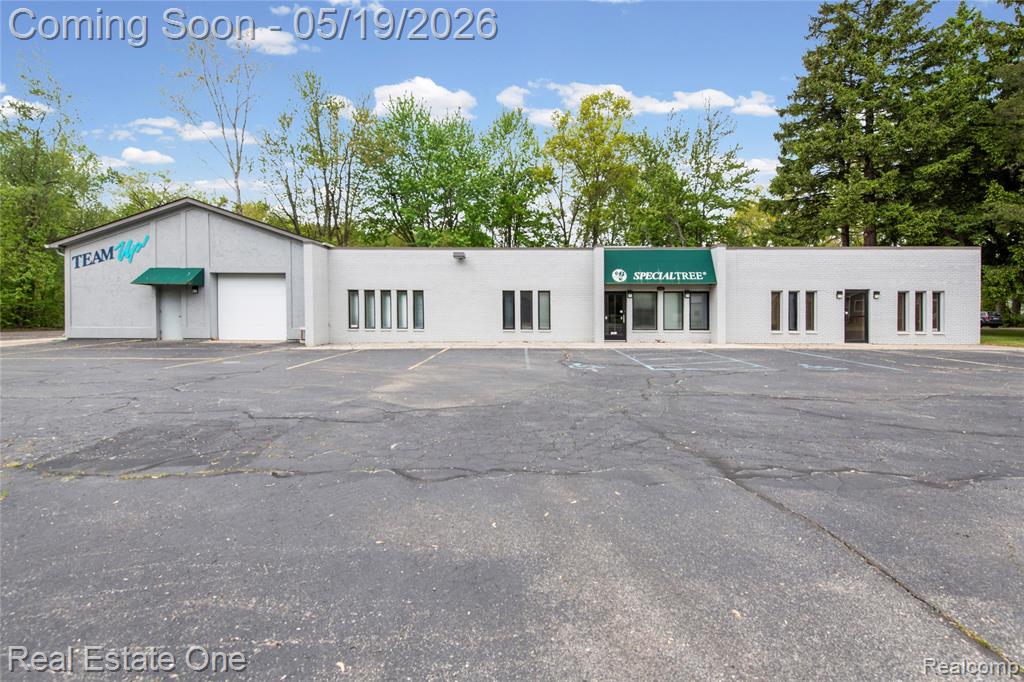 16018 S Huron River Drive, Romulus, MI 48174 — Photo 15
