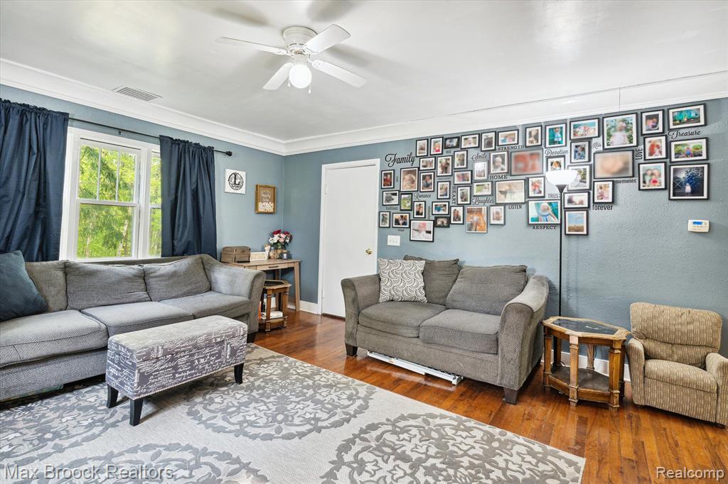 67 SUUPPI Drive, Lapeer, MI 48446 — Photo 8