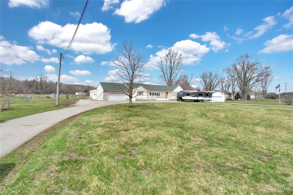 5428 Gratiot Avenue, St. Clair, MI 48079 — Photo 35