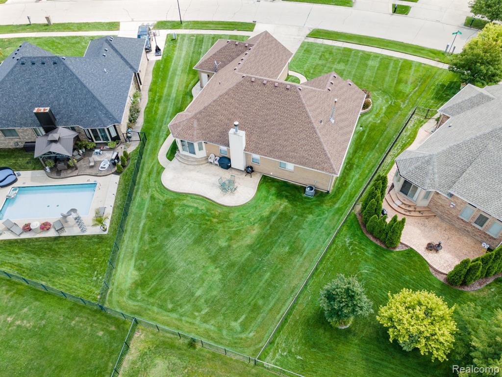 51031 HOOK Drive, Macomb, MI 48042 — Photo 48