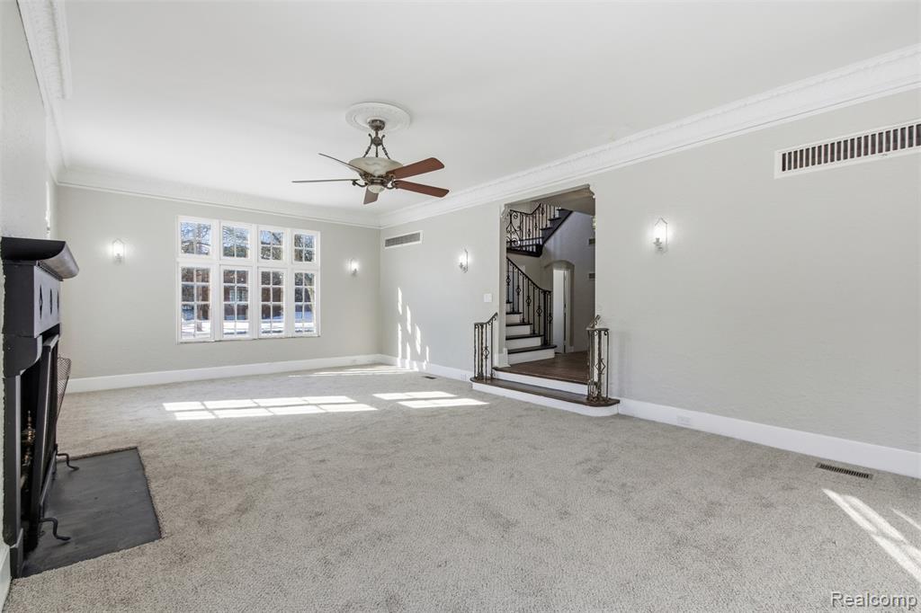9500 La Salle Boulevard, Detroit, MI 48206 — Photo 9