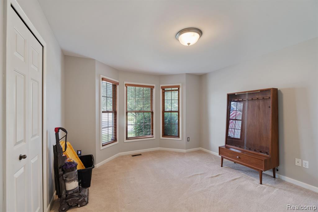 6197 MOUNTAIN LAUREL Drive, Brighton, MI 48116 — Photo 23