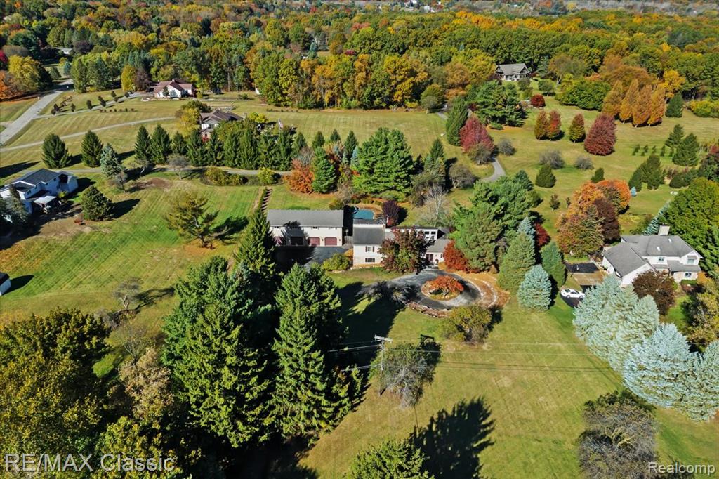 2345 E Commerce Road, Milford, MI 48381 — Photo 63