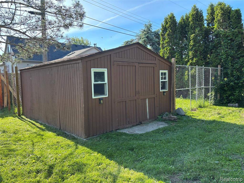 46365 Community Center Drive, Chesterfield, MI 48047 — Photo 4