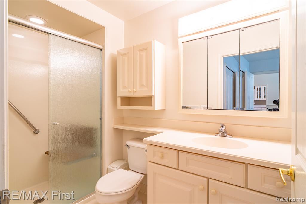 5503 Ortman Drive, Sterling Heights, MI 48314 — Photo 28