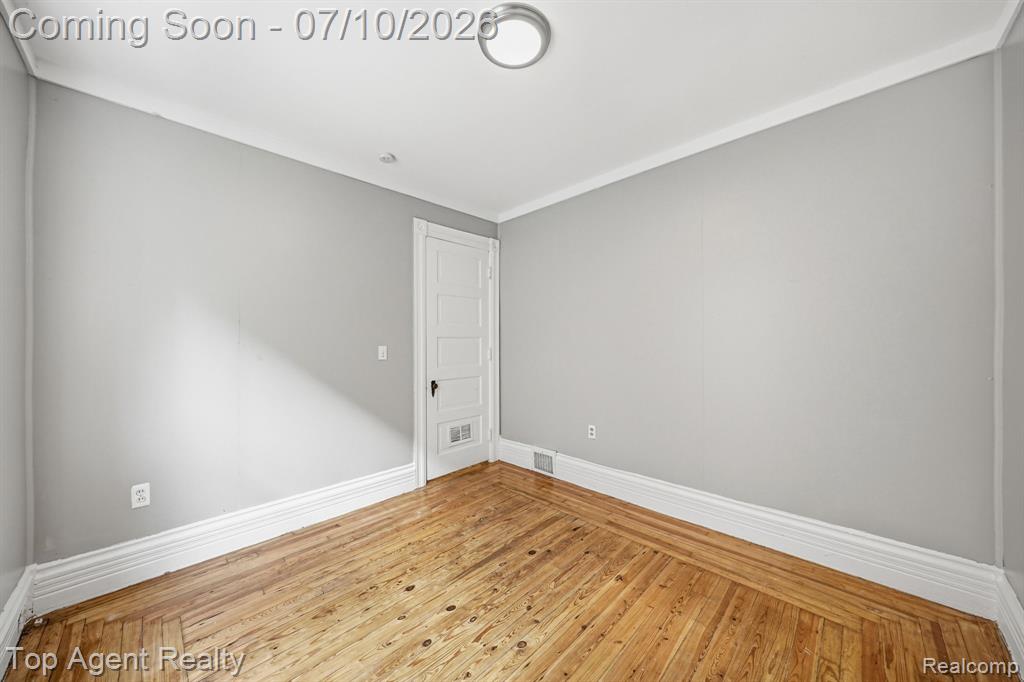 74 Washington Street, Mount Clemens, MI 48043 — Photo 28