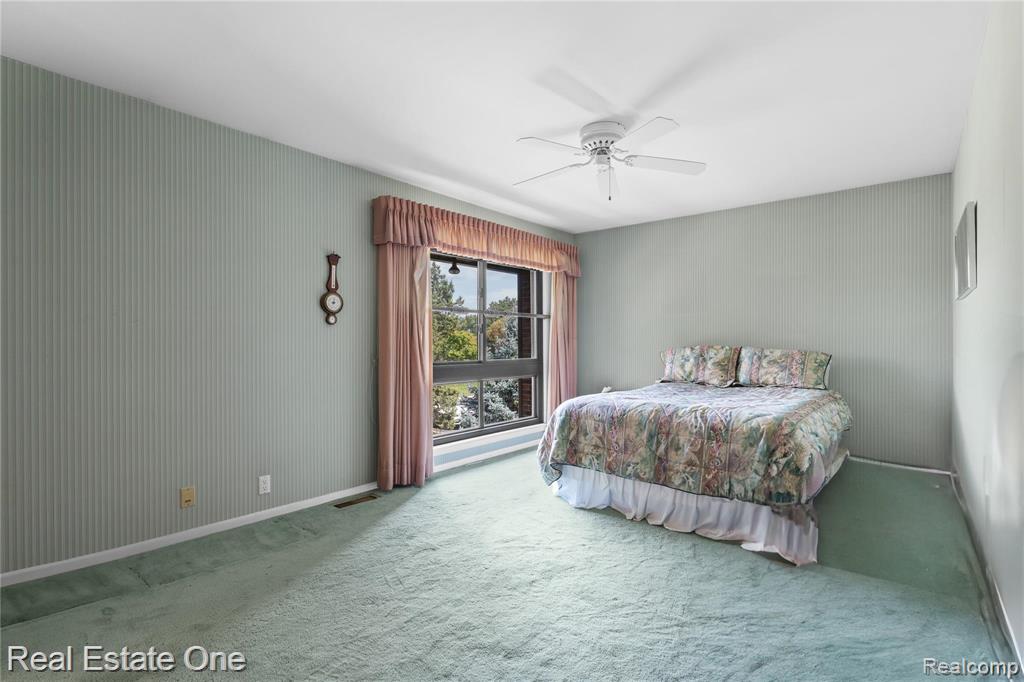 2 Brookwood Lane, Dearborn, MI 48120 — Photo 13