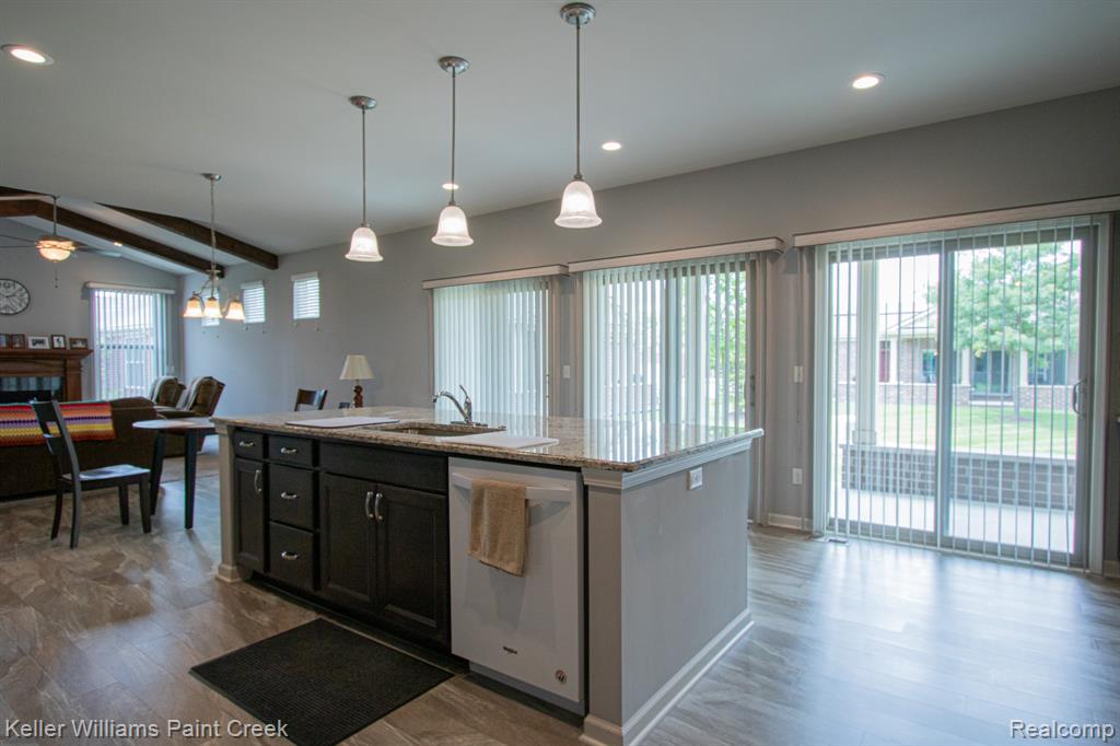 49231 Hanna Court, Macomb, MI 48042 — Photo 6