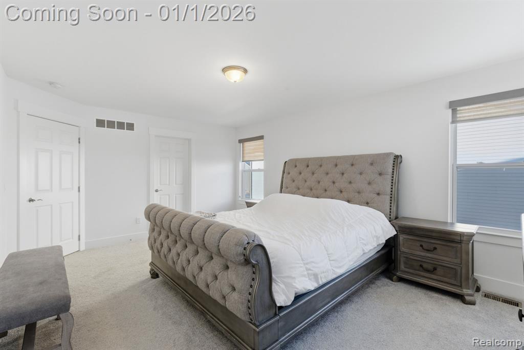 51672 Times Square Drive, Shelby Twp, MI 48315 — Photo 30