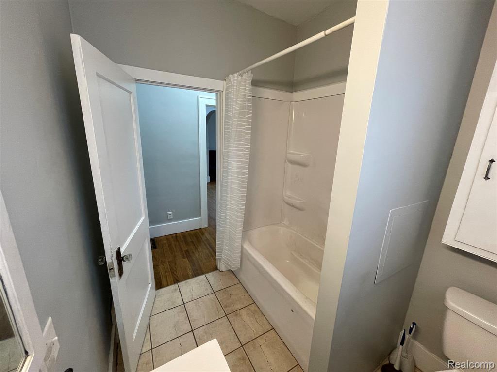 218 16th Street, Port Huron, MI 48060 — Photo 13