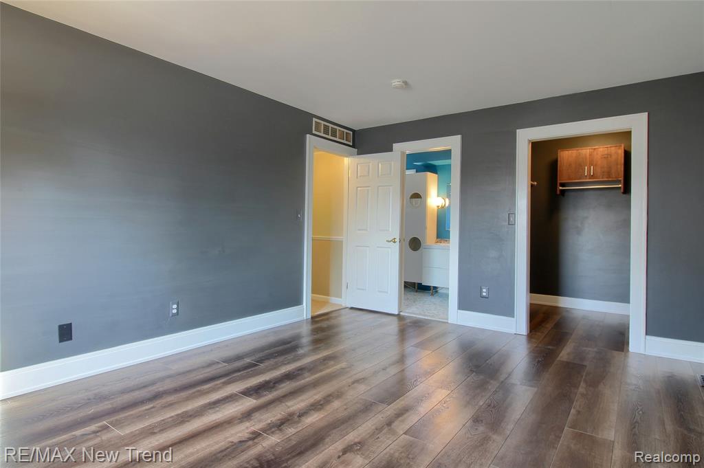 5794 Willow Creek Drive, Canton, MI 48187 — Photo 20