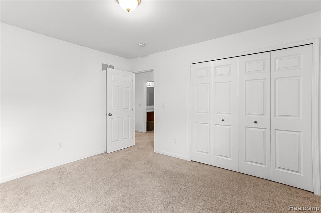 286 SPRINGVIEW Street, Ann Arbor, MI 48103 — Photo 41