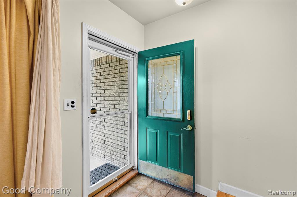 4215 Nickolas Drive, Sterling Heights, MI 48310 — Photo 21