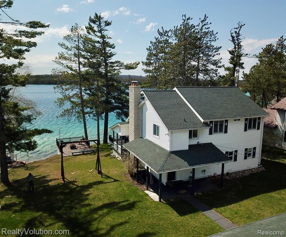 19896 Eastside Drive, Atlanta, MI 49709