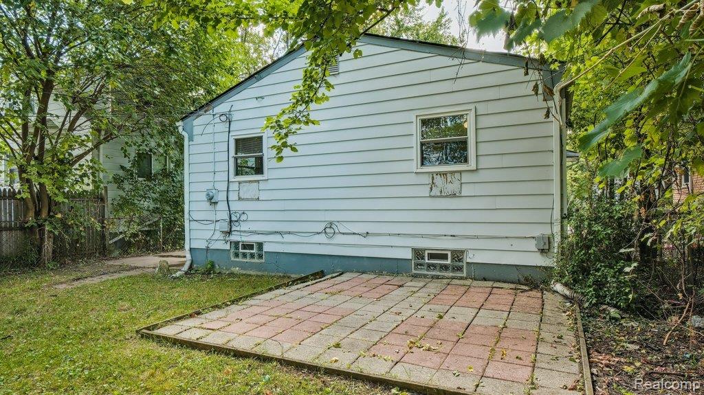 8725 Packard Avenue, Warren, MI 48089 — Photo 25