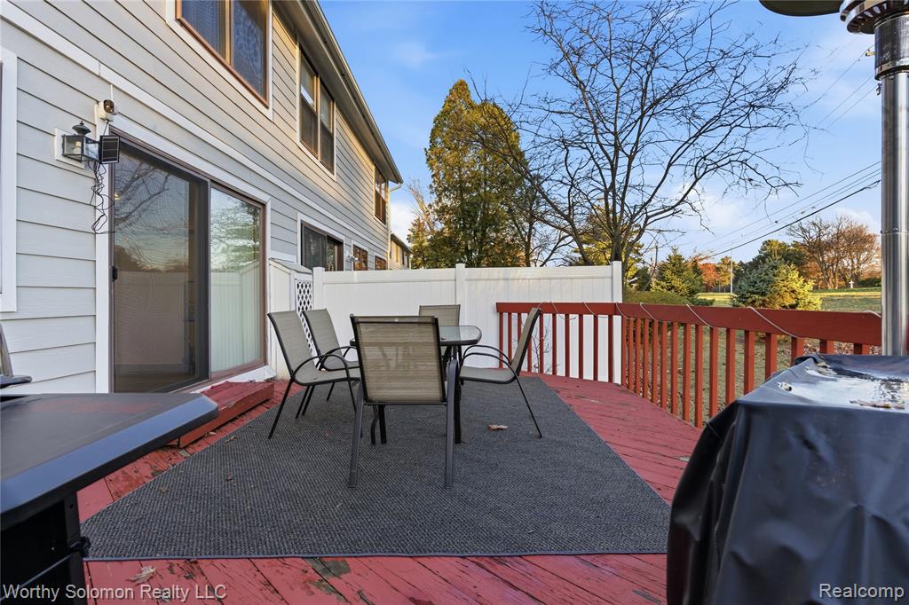 22415 Cranbrooke Drive, Novi, MI — Photo 27