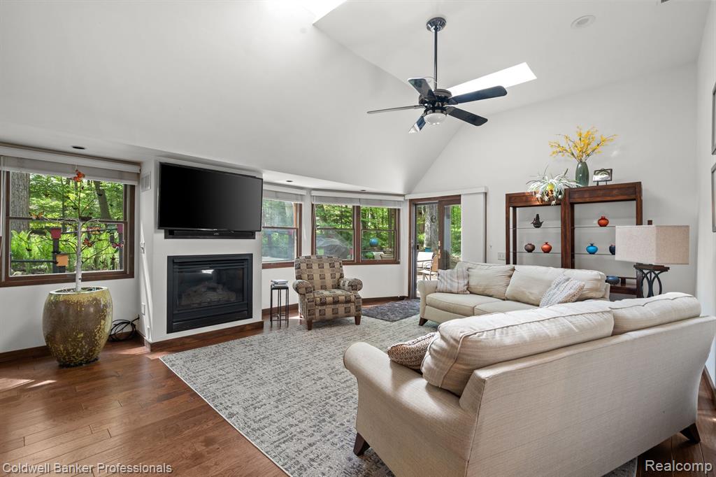 4943 CANYON OAKS Drive, Brighton, MI 48114 — Photo 22