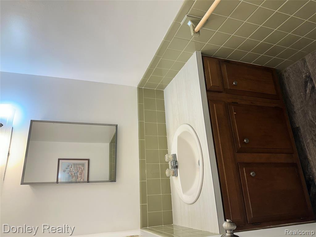 1120 Northview Drive, Caro, MI 48723 — Photo 17