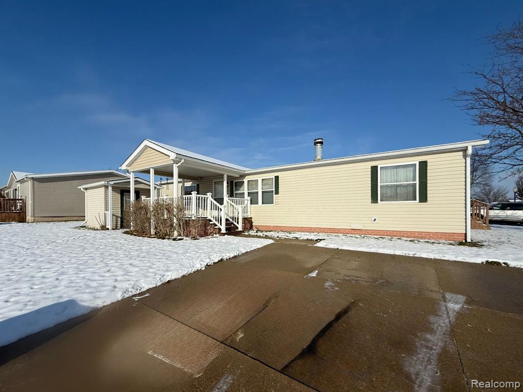 8737 Daniel Drive, Newport, MI 48166 — Photo 2