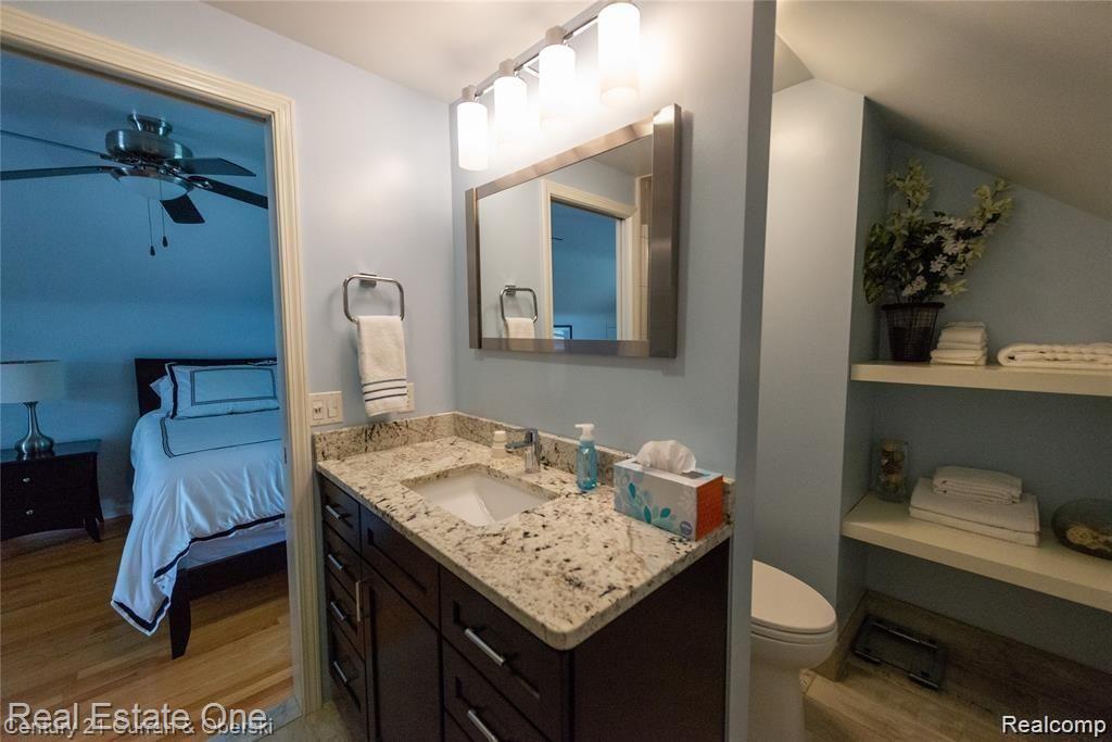 710 N VERMONT Avenue, Royal Oak, MI 48067 — Photo 24