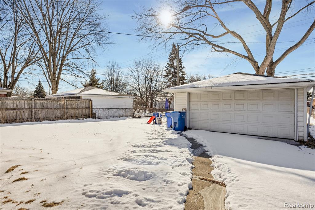 4348 Martin Road, Warren, MI 48092 — Photo 5