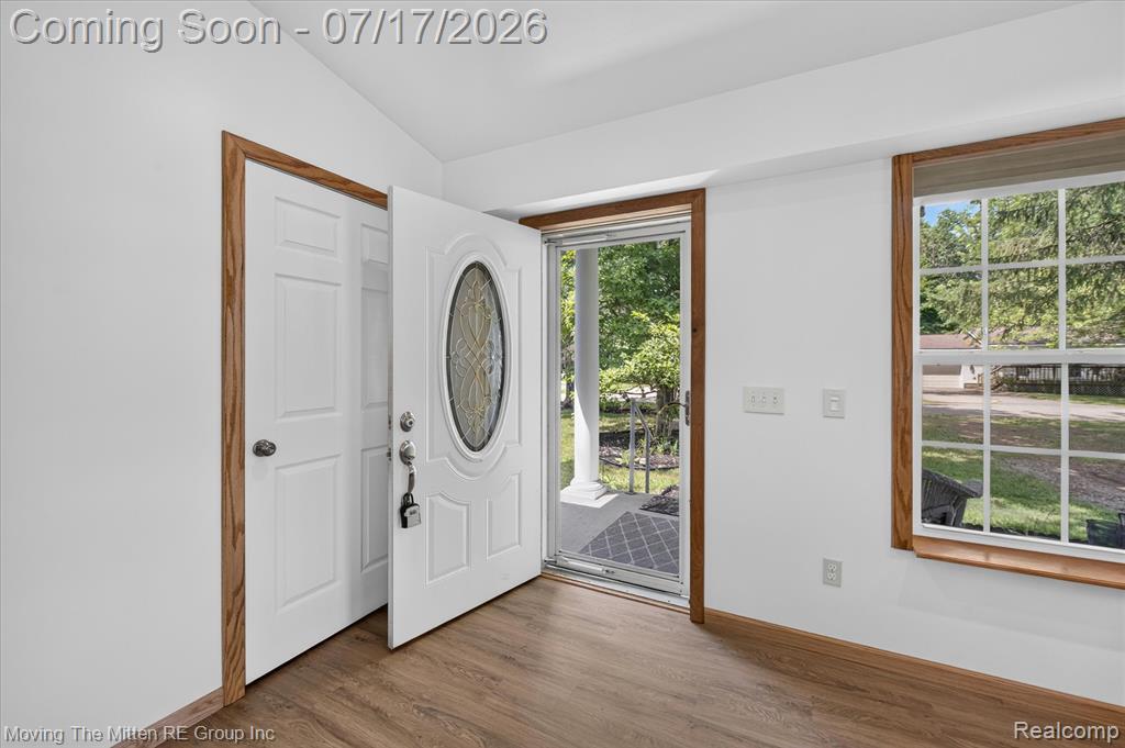 744 S Park Street, Highland, MI 48356 — Photo 7