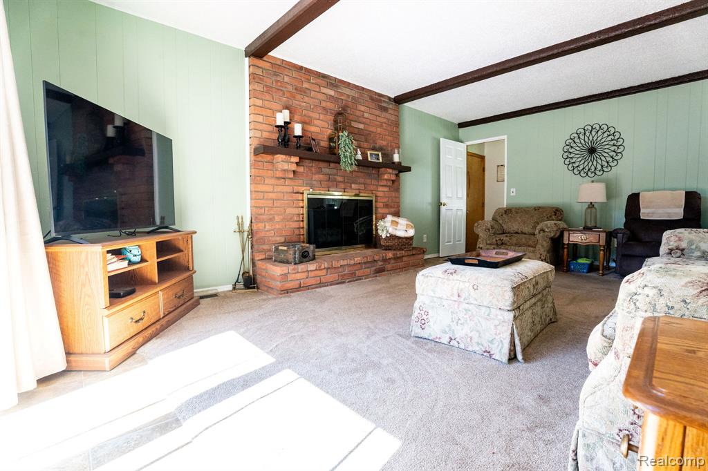 4190 Charter Oak Drive, Flint, MI 48507 — Photo 9