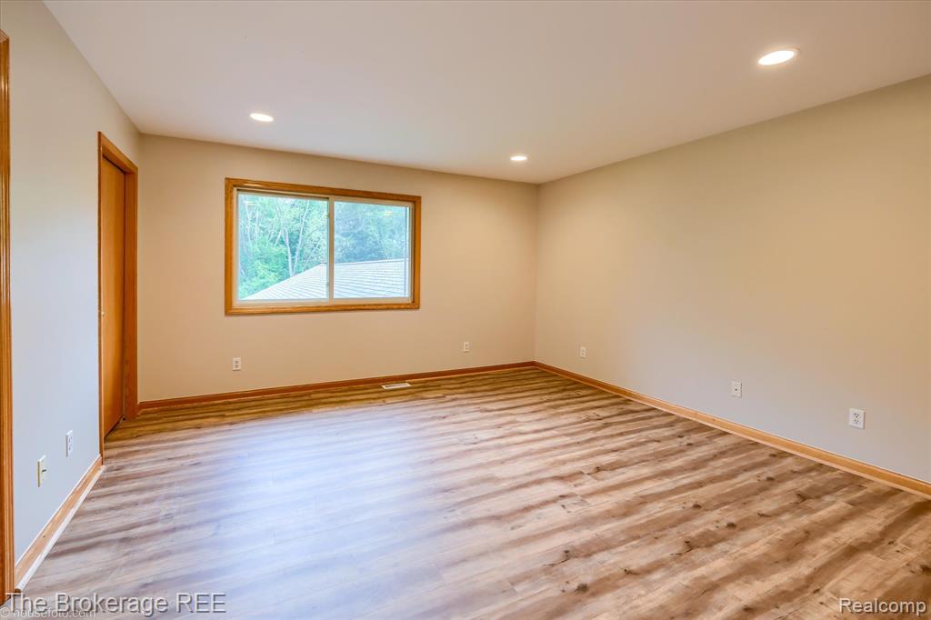 5750 Mabley Hill Road, Fenton, MI 48430 — Photo 37