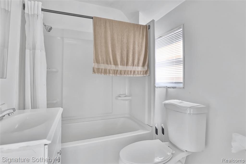 75 Mathews Street, Pontiac, MI 48342 — Photo 7
