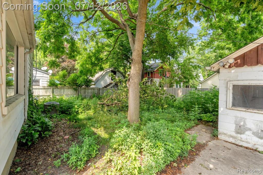 624 N Prospect Road, Ypsilanti, MI 48198 — Photo 25
