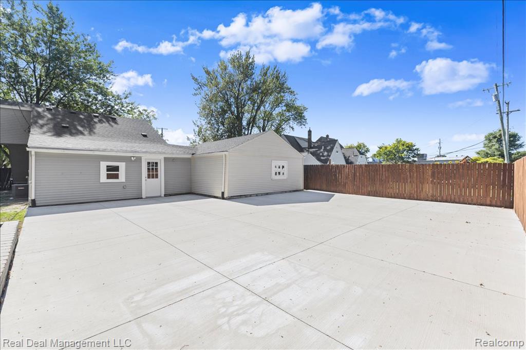4414 Monroe Avenue, Waterford, MI 48329 — Photo 46