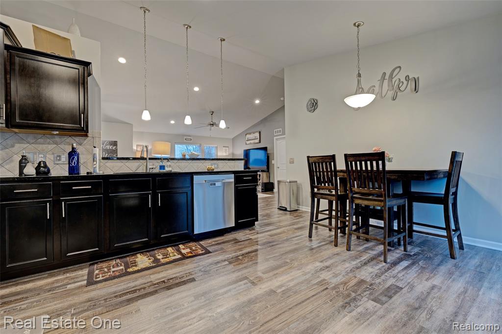 4316 Pebble Creek Boulevard, Grand Blanc, MI 48439 — Photo 18