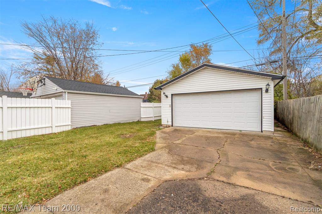 6488 Vaughan Street, Detroit, MI 48228 — Photo 42