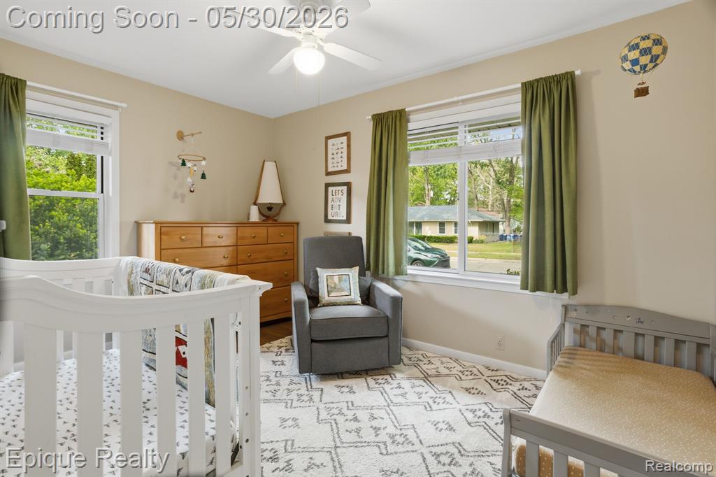 29087 Howard Avenue, Madison Heights, MI 48071 — Photo 12