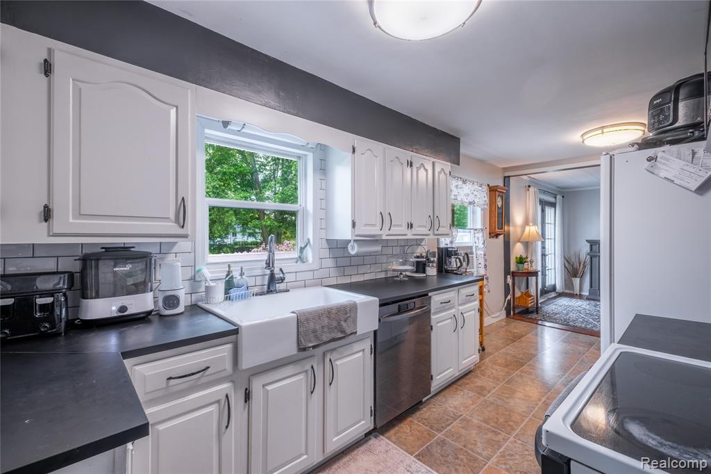 7800 Maple Street, Birch Run, MI 48415 — Photo 7