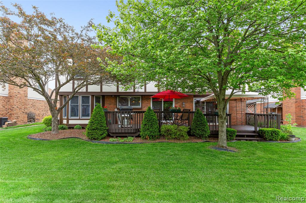 45785 Bryn Mawr Road, Canton, MI 48187 — Photo 25