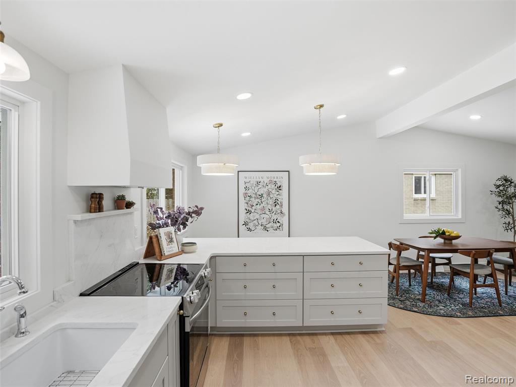 413 Poplar Avenue, Royal Oak, MI 48073 — Photo 9