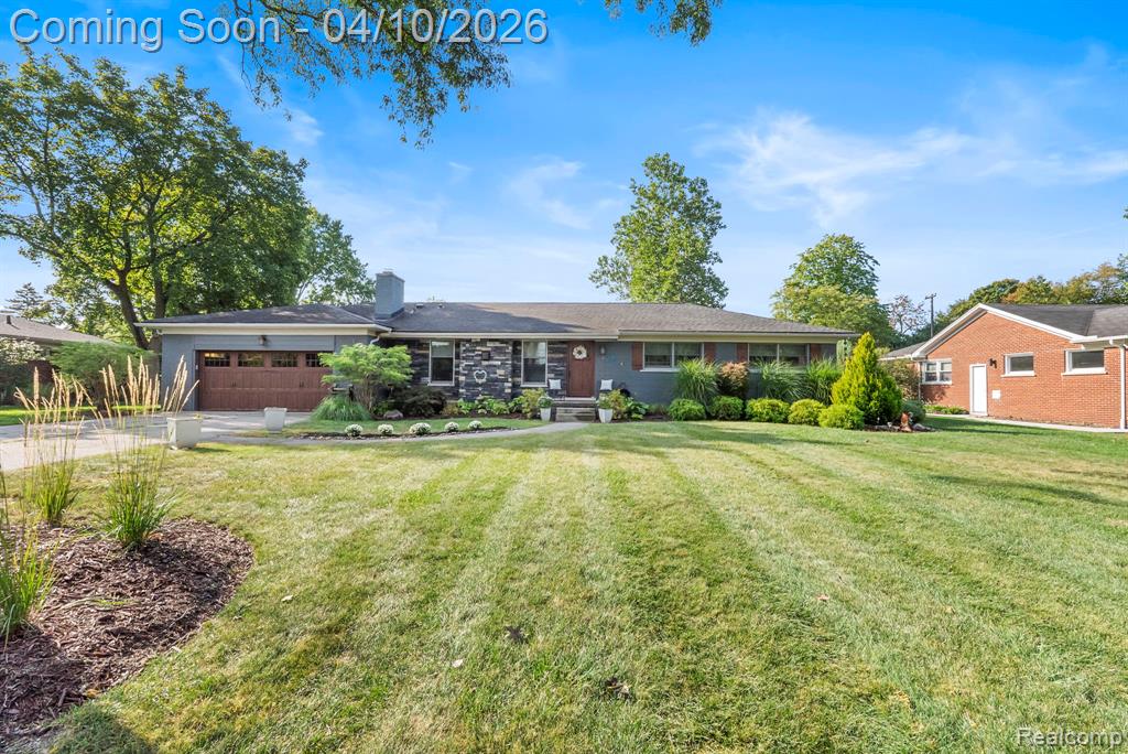 31700 Nixon Street, Beverly Hills, MI 48025 — front exterior