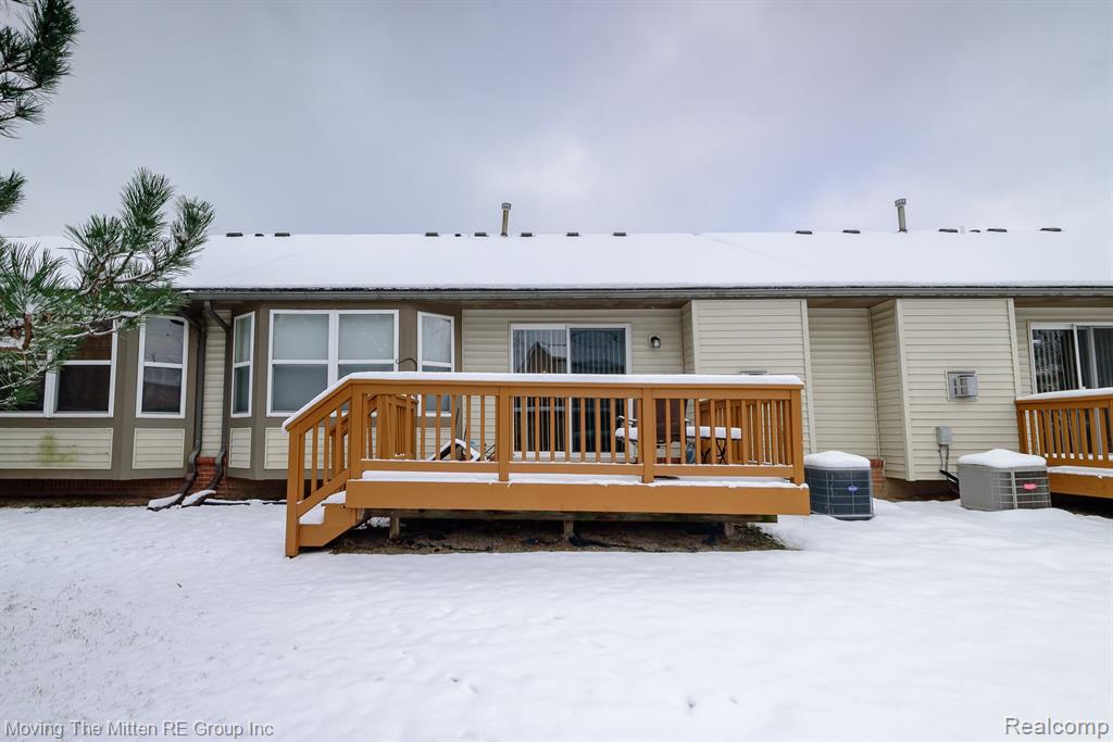 1856 N Kenwyck Drive, Ypsilanti, MI 48198 — Photo 32