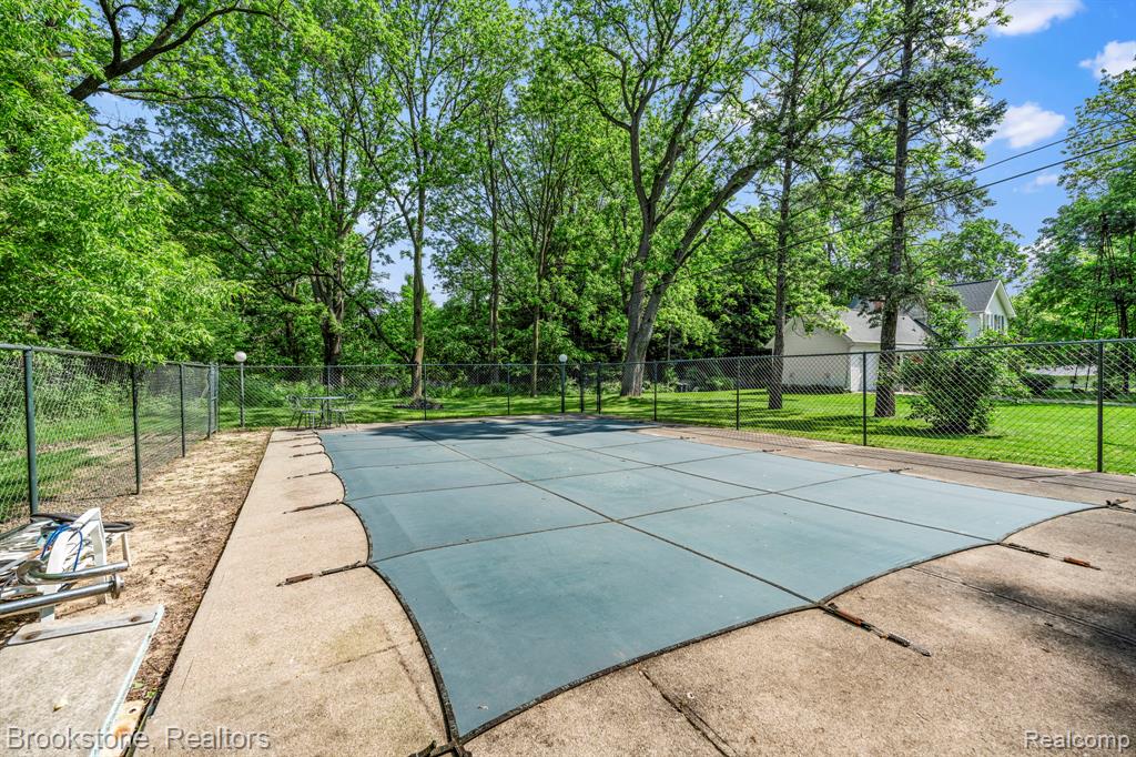 395 Myers Road, Lapeer, MI 48446 — Photo 40
