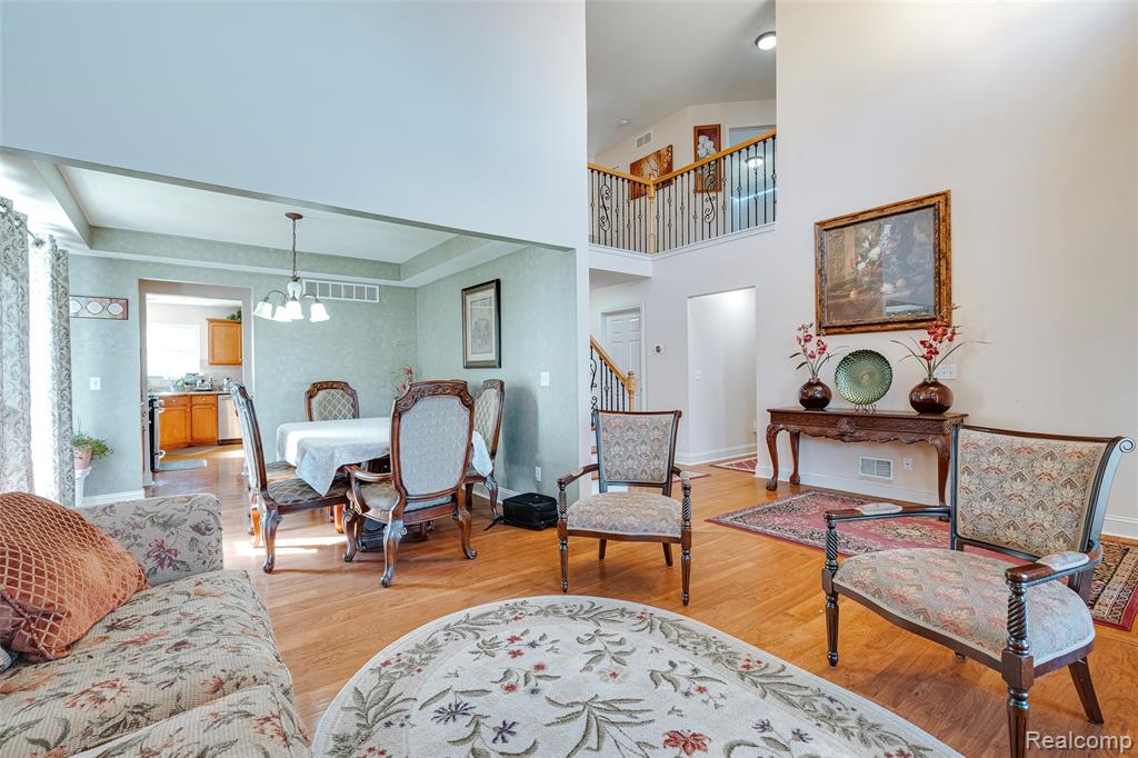 50233 Venice Court, Northville, MI — Photo 9