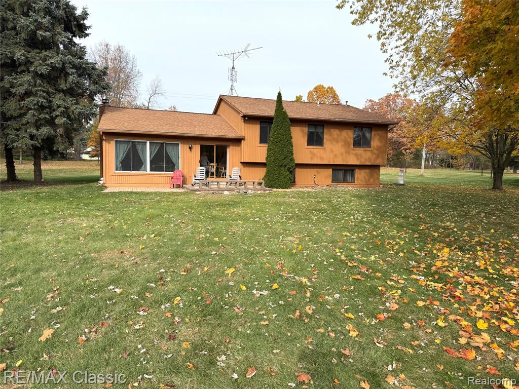 654 E Dawson Road, Milford, MI 48381 — Photo 7