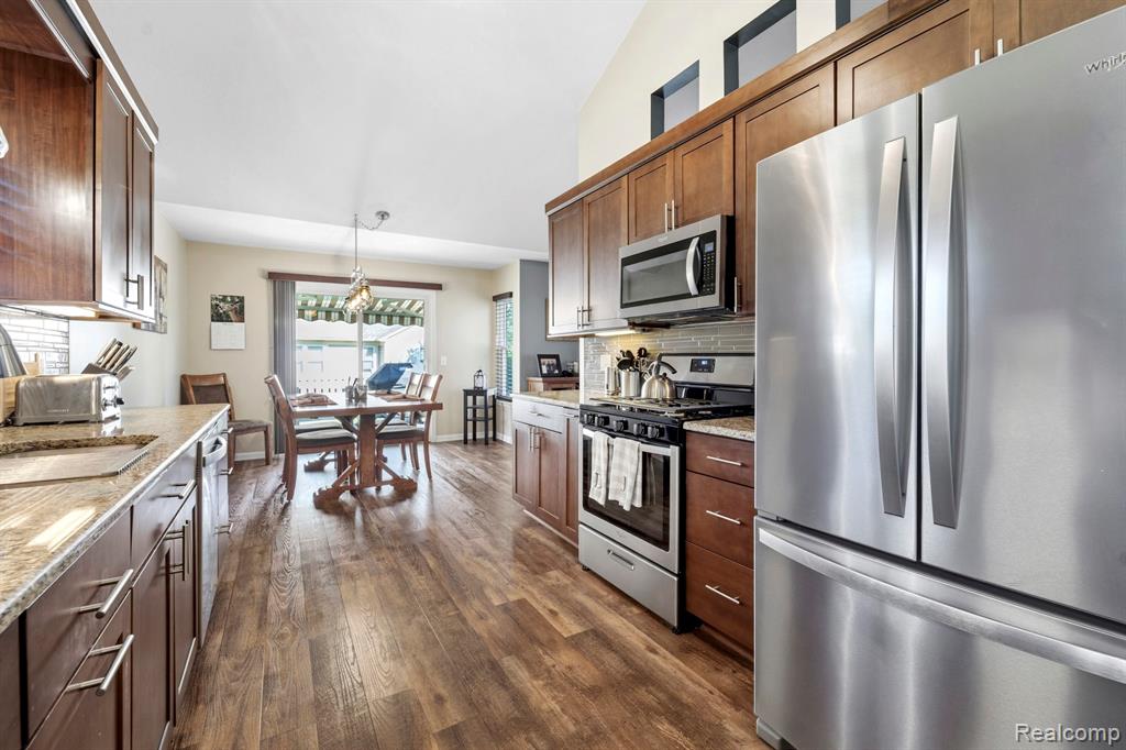 5514 Greenway Drive, Trenton, MI 48183 — Photo 13