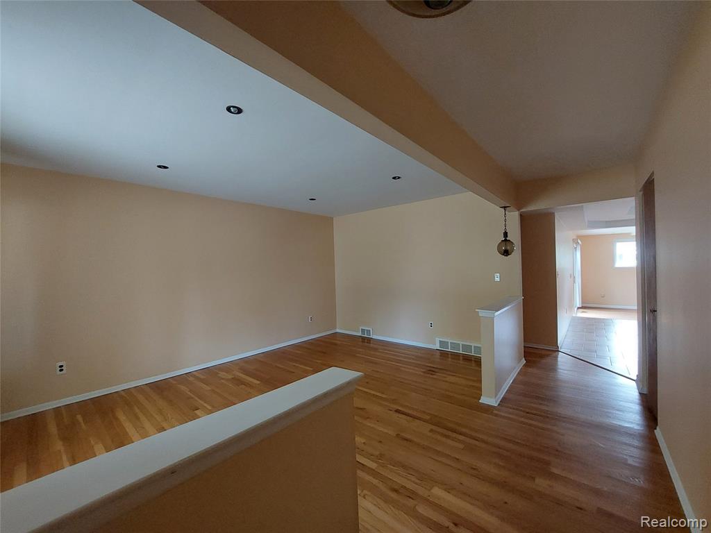 5080 Abington Drive, Troy, MI 48085 — Photo 8