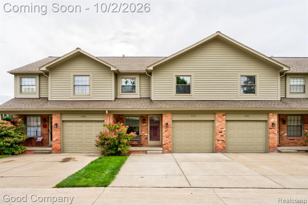 416 Oakgrove Court, Clawson, MI