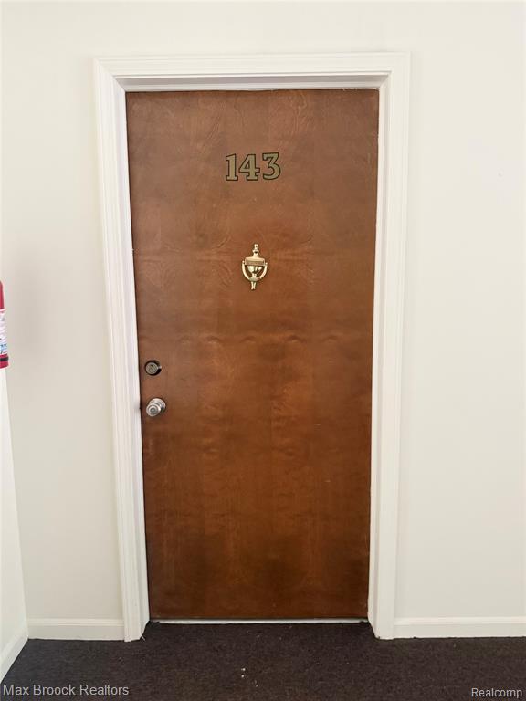 42720 Sheldon Place, Clinton Twp, MI 48038 — Photo 2